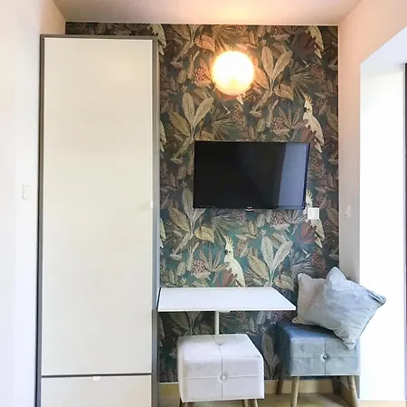 L&B Rooms Мєлно Екстер'єр фото