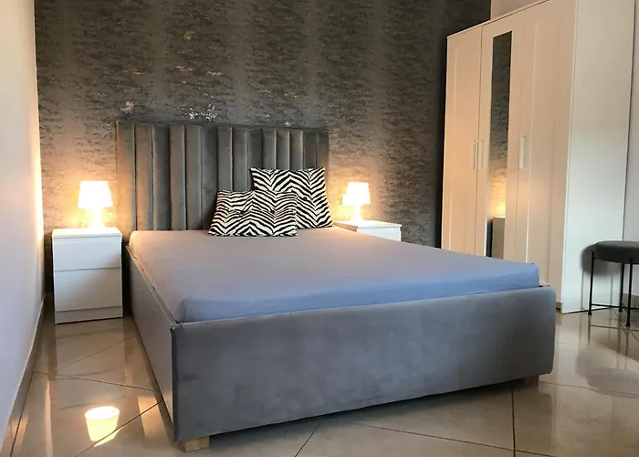 L&B Rooms